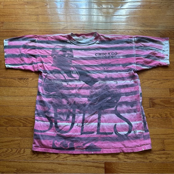 1990s Michael Jordan Chicago Bulls Magic Johnson T’s AOP Shirt Size XLarge - Picture 1 of 4